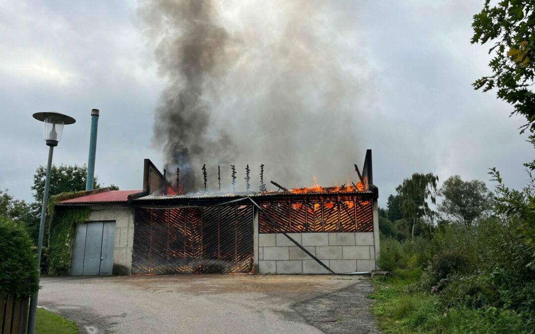 Heizwerkbrand in Möbersdorf forderte vier Feuerwehren
